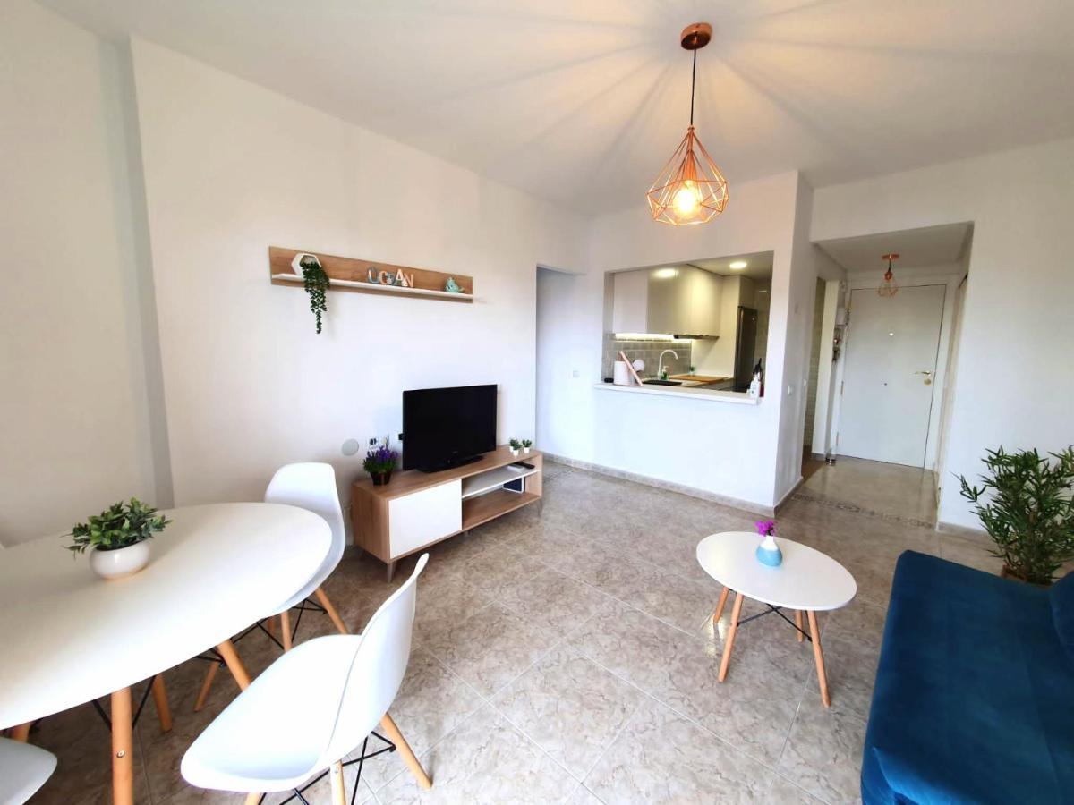 Apartamento Tropical Con Piscina Cerca De La Playa Torremolinos Bagian luar foto