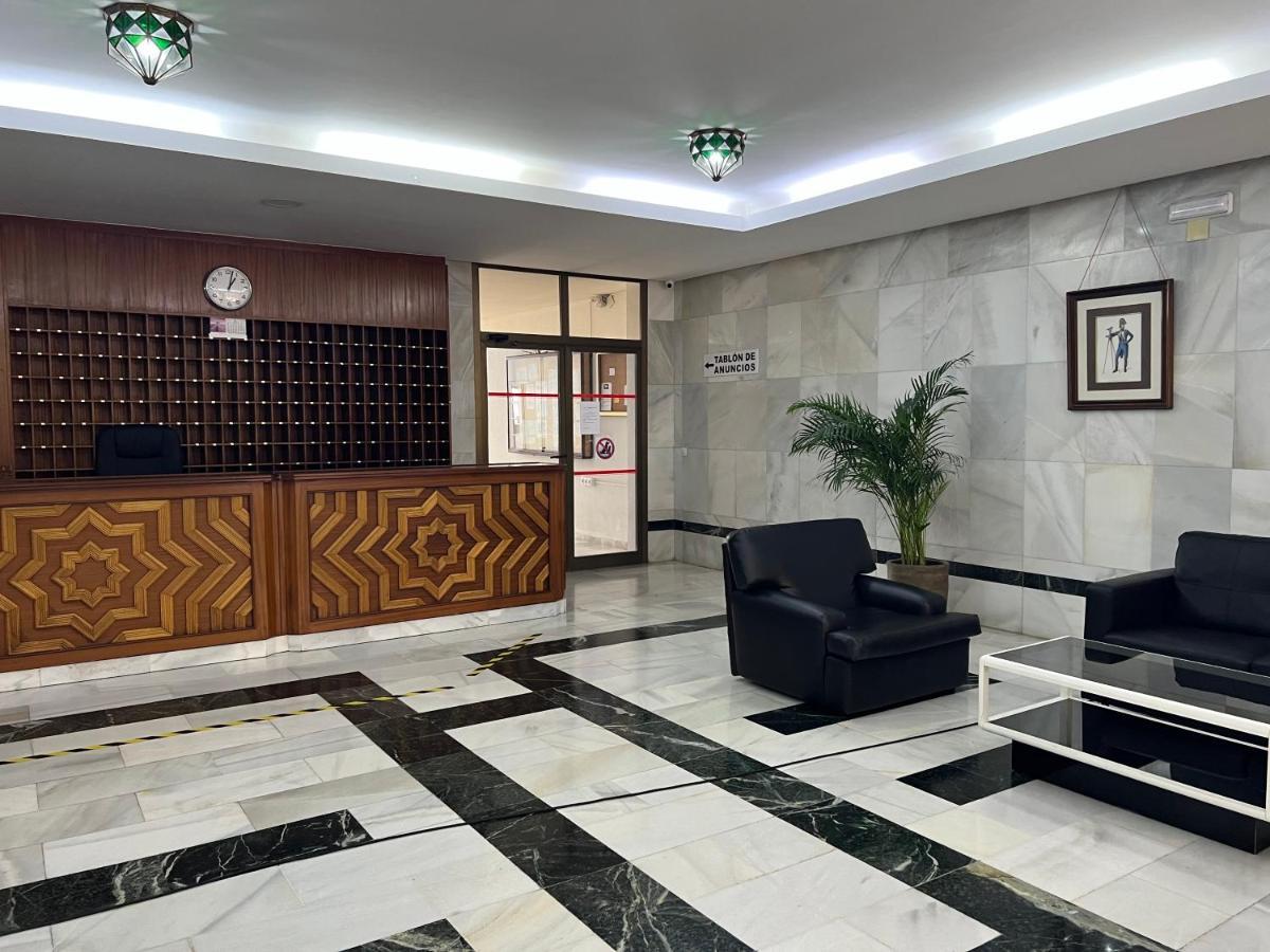 Apartamento Tropical Con Piscina Cerca De La Playa Torremolinos Bagian luar foto