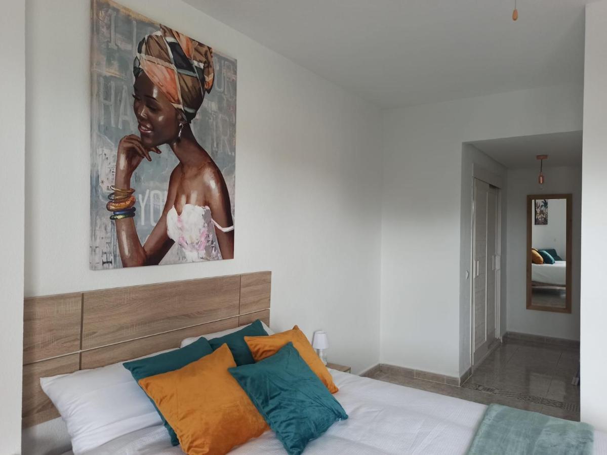 Apartamento Tropical Con Piscina Cerca De La Playa Torremolinos Bagian luar foto